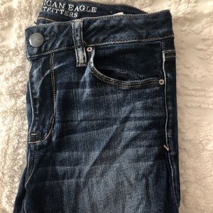AE WOMENS JEANS